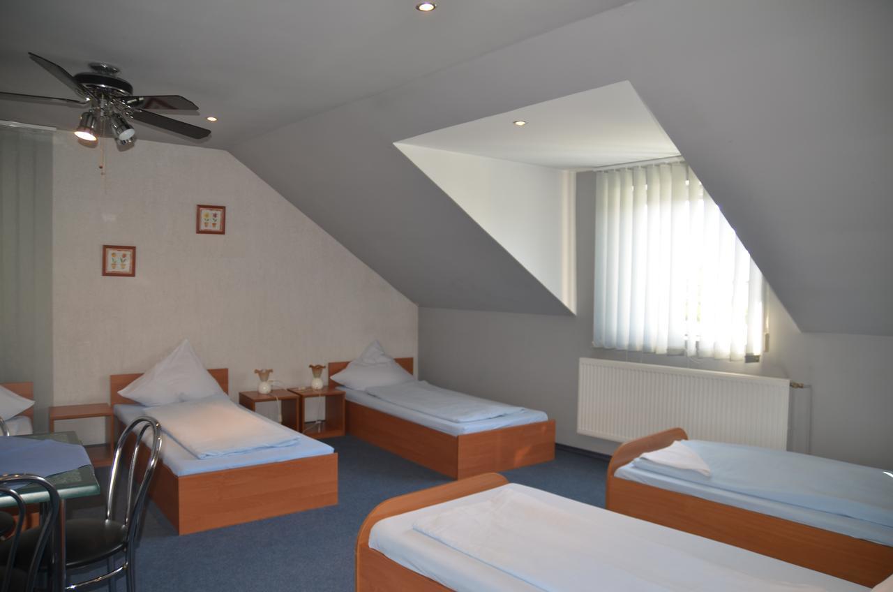 Motel Eden Zamość Esterno foto