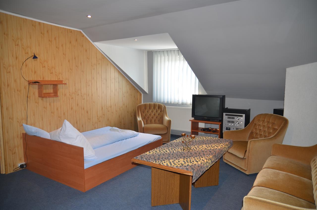 Motel Eden Zamość Esterno foto